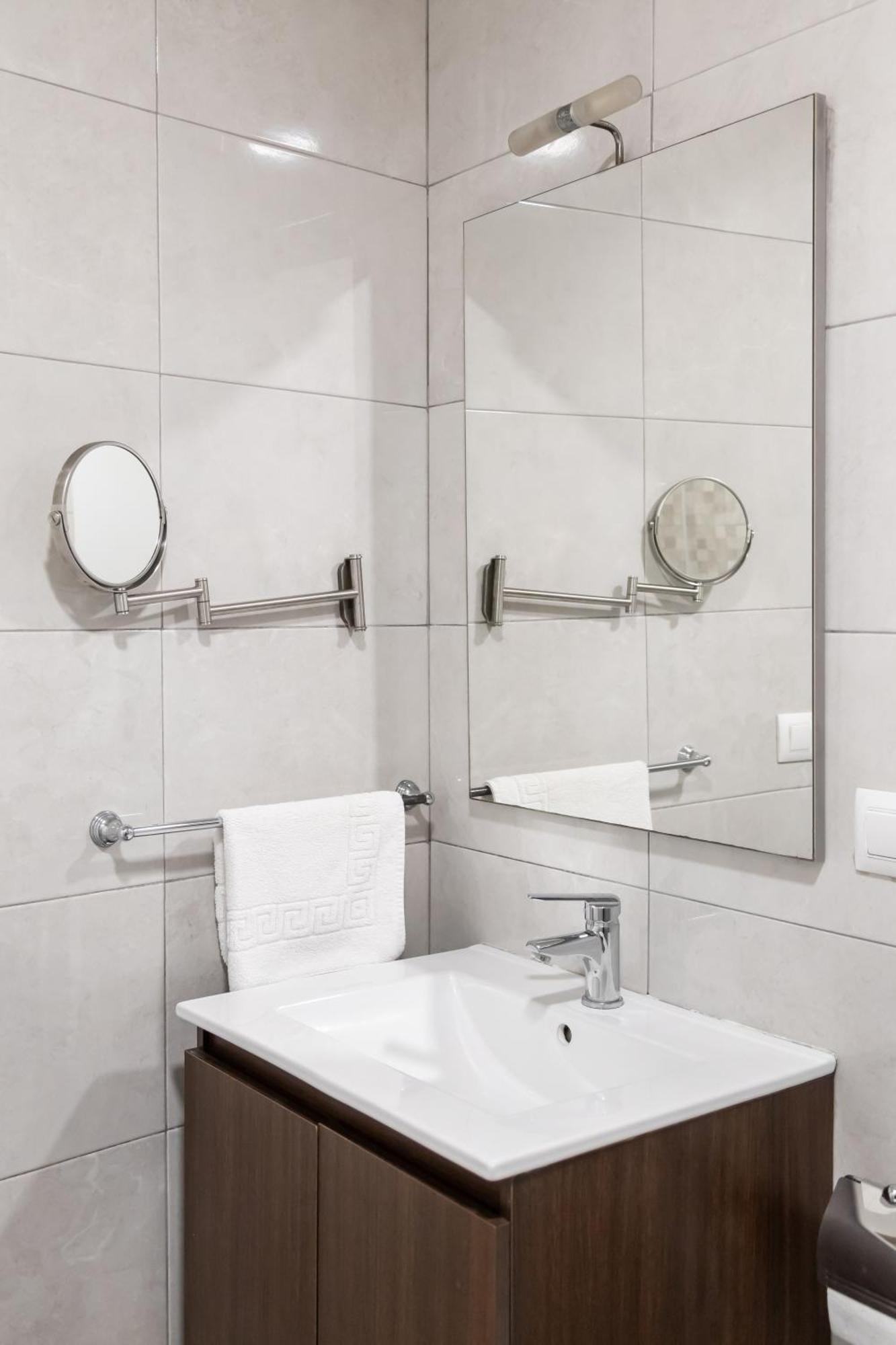 Down Town Apartment Valencia Bagian luar foto