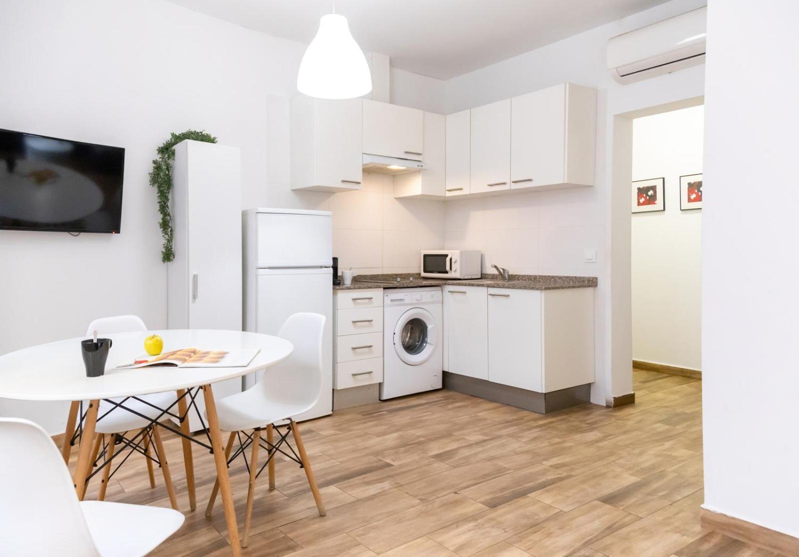 Down Town Apartment Valencia Bagian luar foto