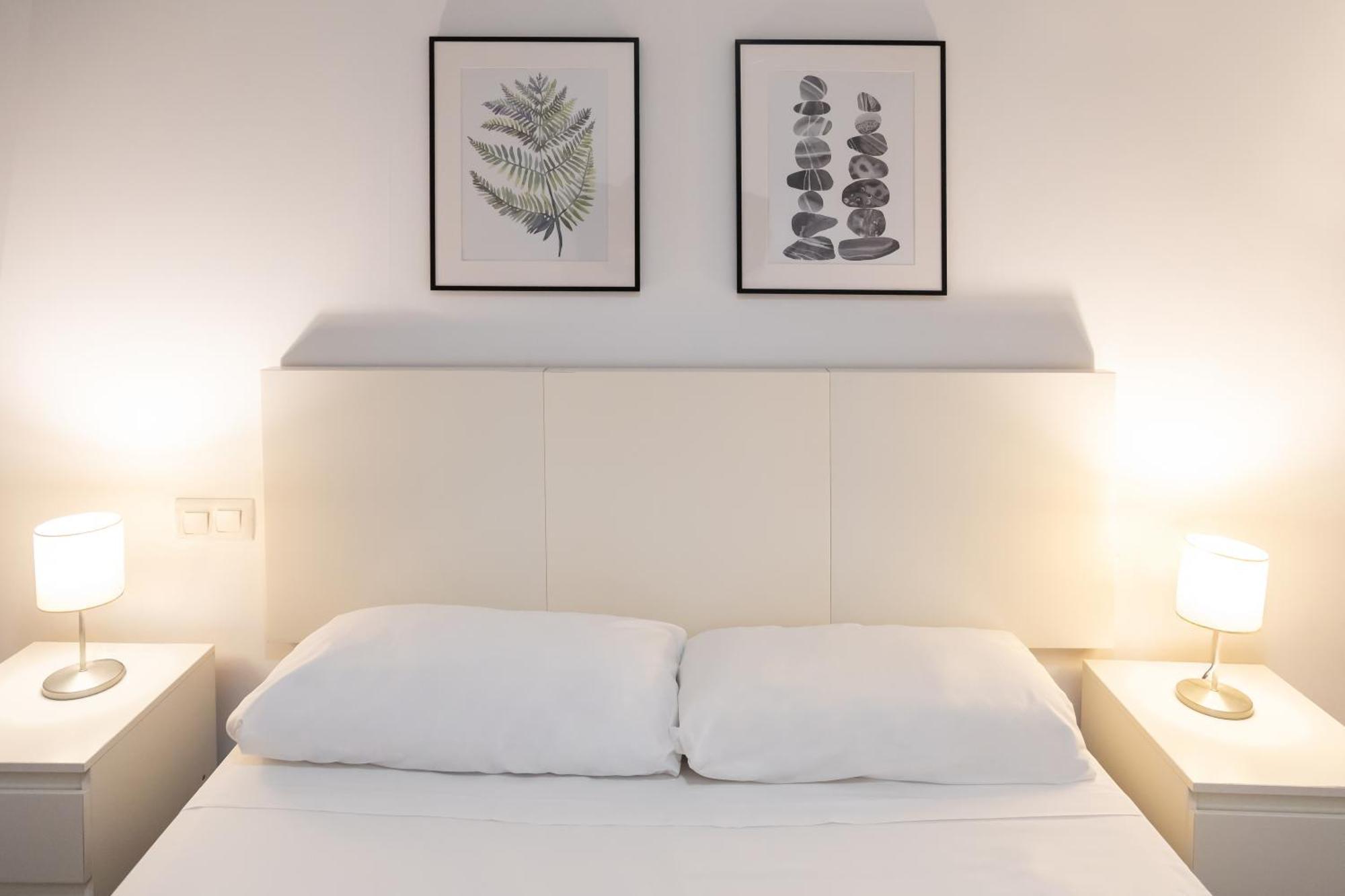 Down Town Apartment Valencia Bagian luar foto